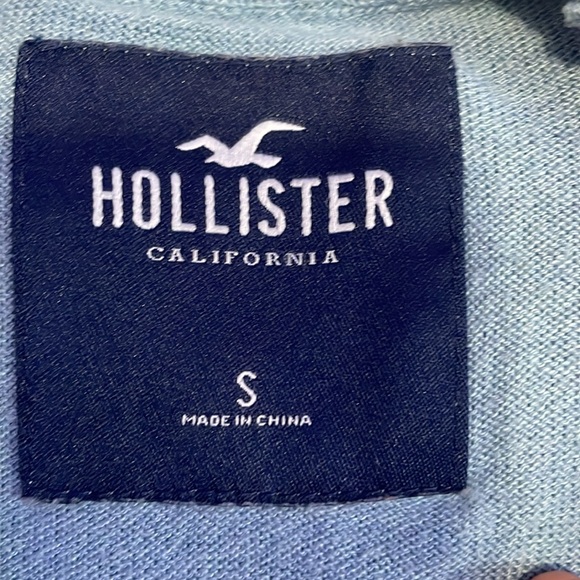 HOLLISTER heather blue sweater ribbed sleeve and bottom - Picture 2 of 5